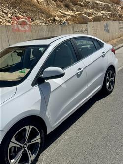 شيري أريزو 5